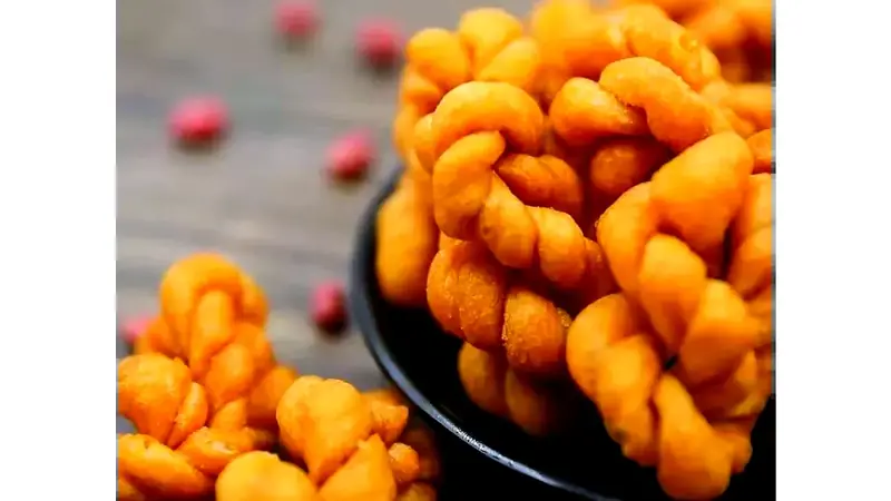 Guanyin Plain Fried Dough Twists (观音素麻花) — dish photograph