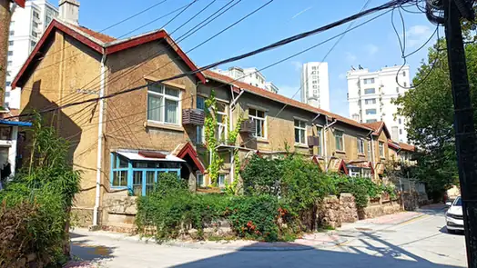 Licang District (李沧区) — representative view · 青岛同兴纱厂旧址