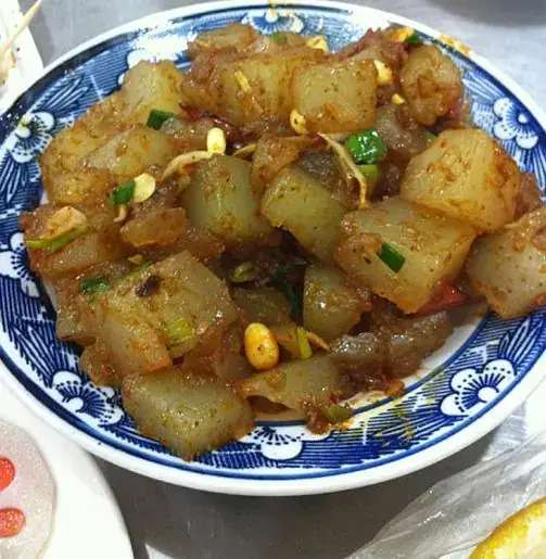 Stir-Fried Starch Jelly (炒凉粉) — dish photograph