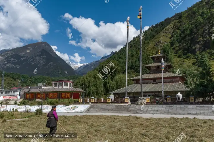 Phagpa Monastery (帕巴寺)