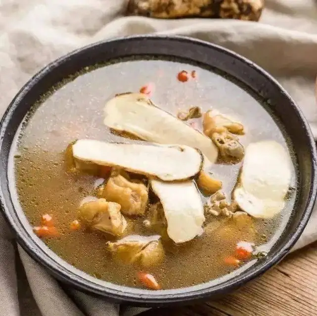 Chicken Stewed with Matsutake (松茸炖鸡) — dish photograph