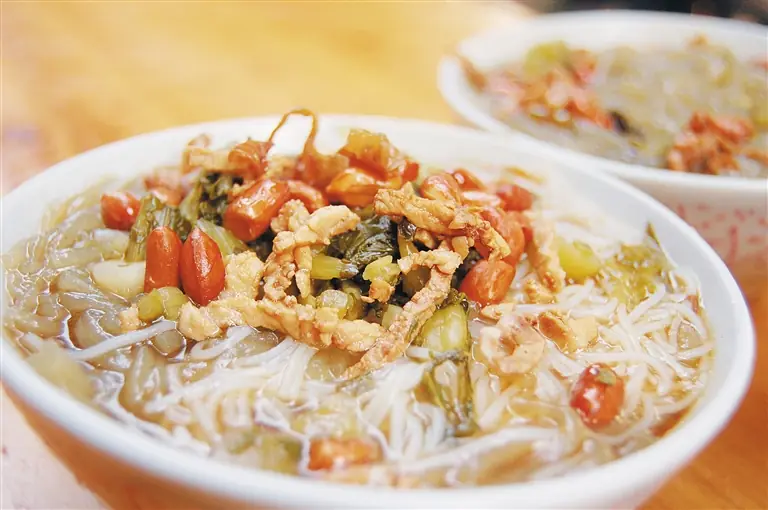 Lingao Rice Noodles (临高粉) — dish photograph
