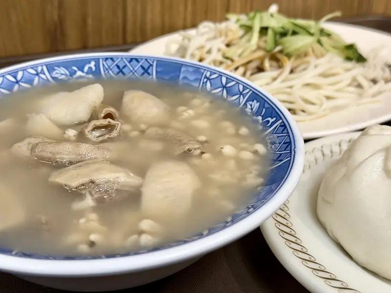 Four Herbs Soup with Pork (四神汤) — dish photograph