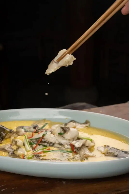 Qiupu Mandarin Fish with Egg Custard (秋浦花鳜) — dish photograph