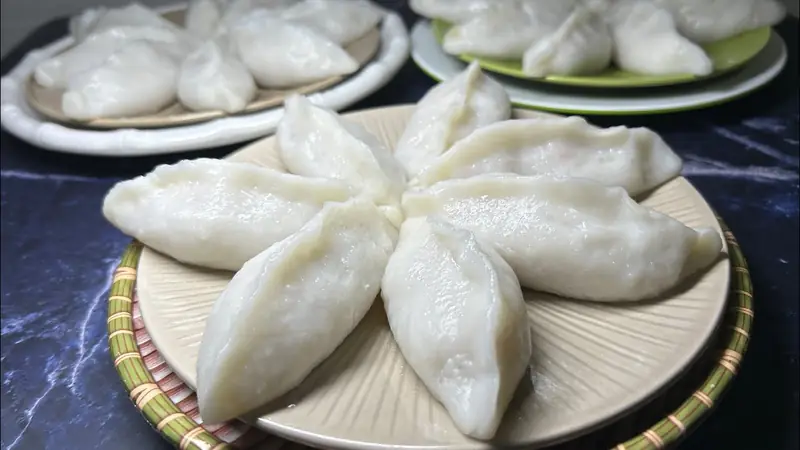 Shanwei Vegetable Rice Dumplings (汕尾菜粿) — dish photograph