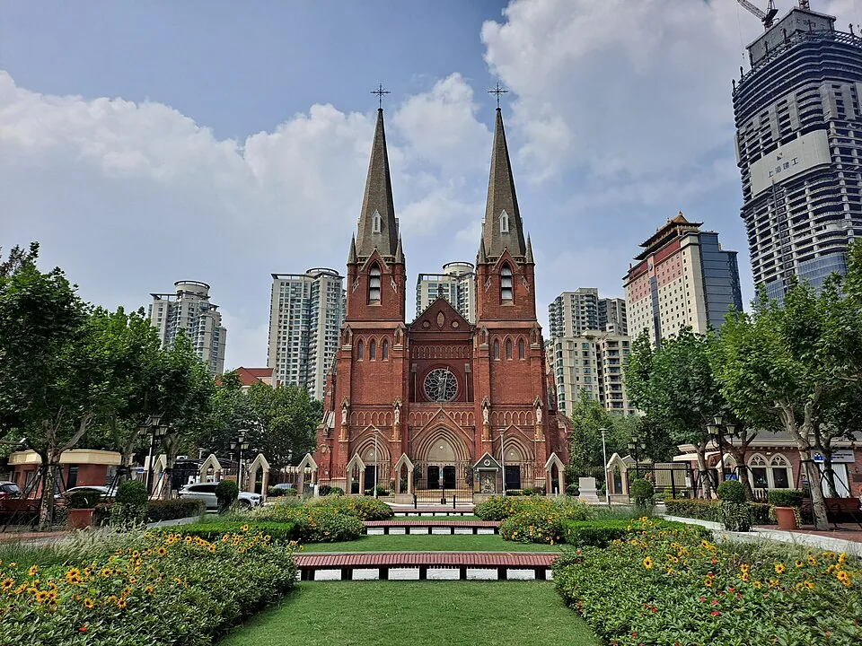 St. Ignatius Cathedral, Shanghai · 徐家汇天主教堂. Photo: 2022-09-17.