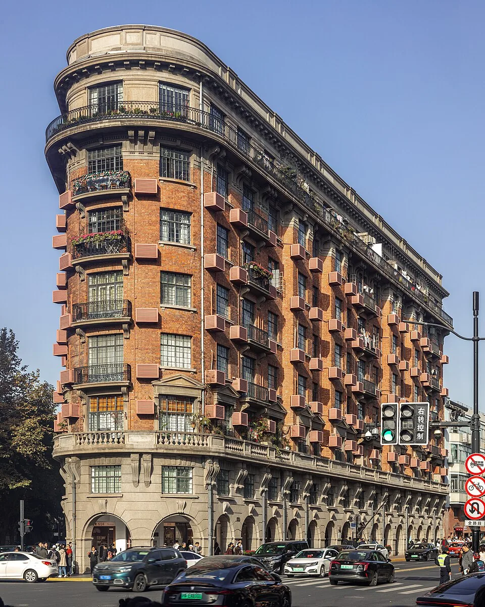 Wukang Mansion · 武康大楼. Photo: 2025-11-28 13:29:03.
