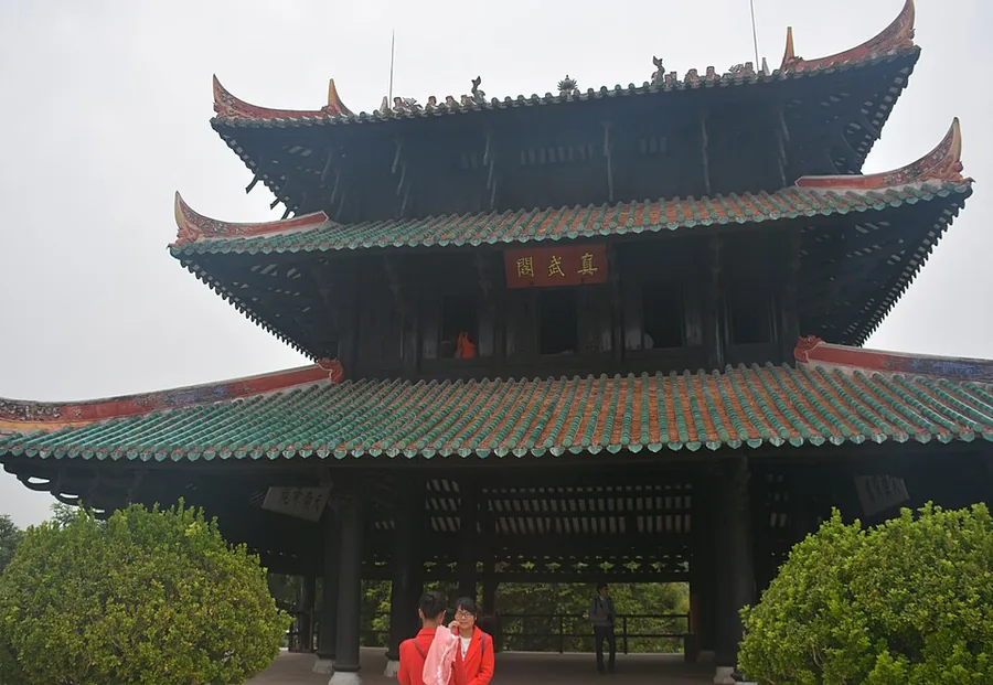 Zhenwu Pavilion, Rong County, Guangxi. Shown locality: Zhenwu Pavilion (真武阁), Yulin (玉林市).