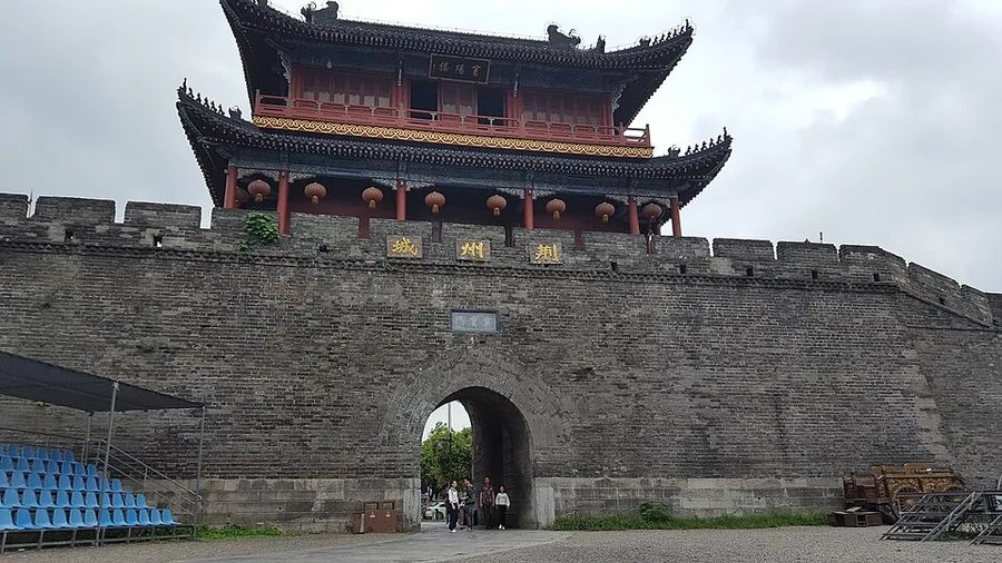Binyang Tower at the eastern gate of Jingzhou’s ancient city wall, Hubei.