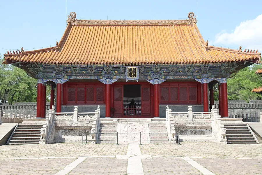 A hall at Fuling (East Tomb), Shenyang, Liaoning, photographed in May 2014.