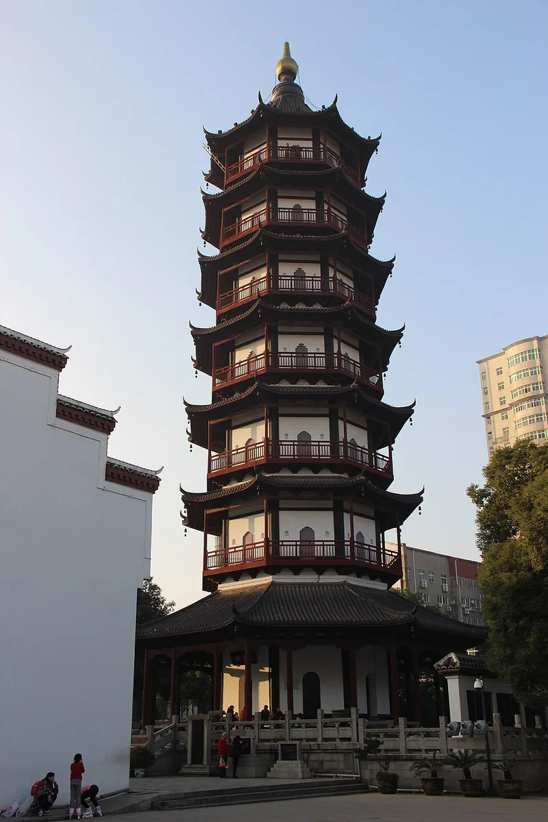 Shengjin Tower in Nanchang, December 2016.