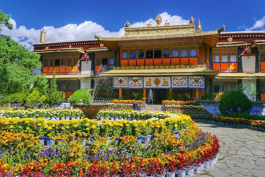 Palace frontage and flower beds at Norbulingka, Lhasa; 7 September 2017.