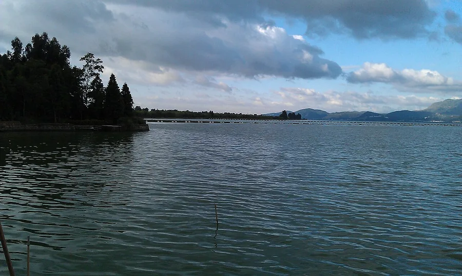 Dianchi Lake looking toward the Western Hills near the Zhengda and Jinjia river mouths in Kunming, July 2011.