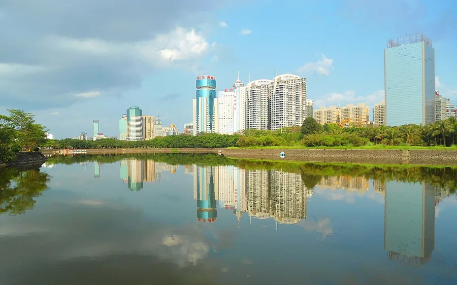 The central lake of Evergreen Park in Haikou, April 2012.