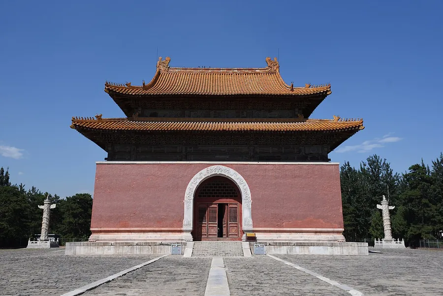 The Shengong Shengde stele pavilion on the main Sacred Way of the Western Qing Tombs, September 2016.