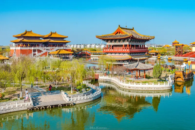Millennium City Park · 清明上河园