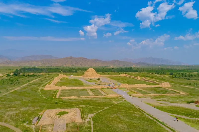 Xixia Imperial Tombs · 西夏陵