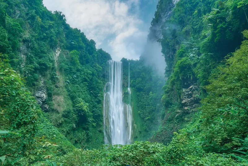 Tongling Grand Canyon · 通灵大峡谷
