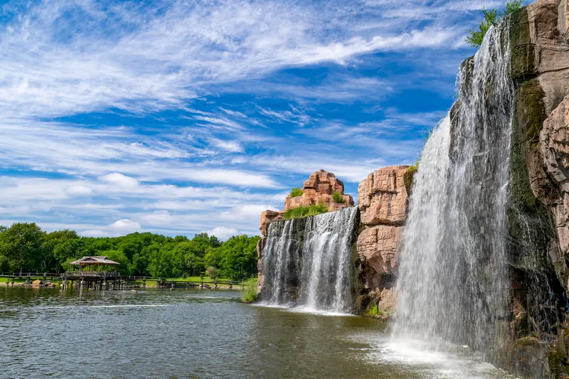 Harbin Sun Island Scenic Spot · 太阳岛风景区