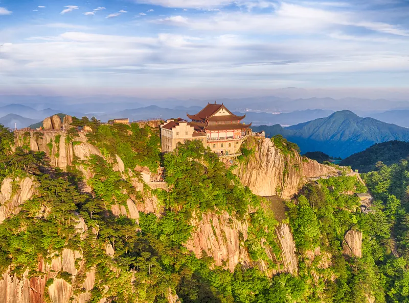 Jiuhua Mountain · 九华山风景区