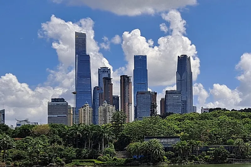 Nanning's China–ASEAN business district viewed from Minge Lake · 南宁