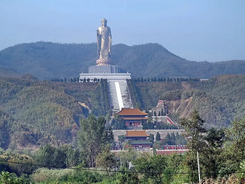 Spring Temple Buddha and its approach in Lushan County.