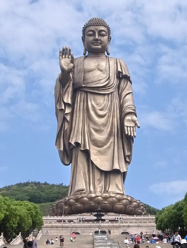 Grand Buddha at Ling Shan, Wuxi · 灵山大佛