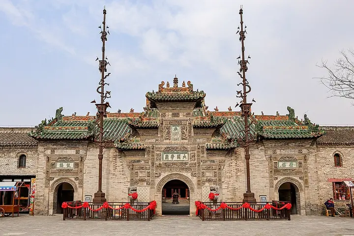 Huaxilou in Bozhou, photographed in February 2026 · 亳州花戏楼