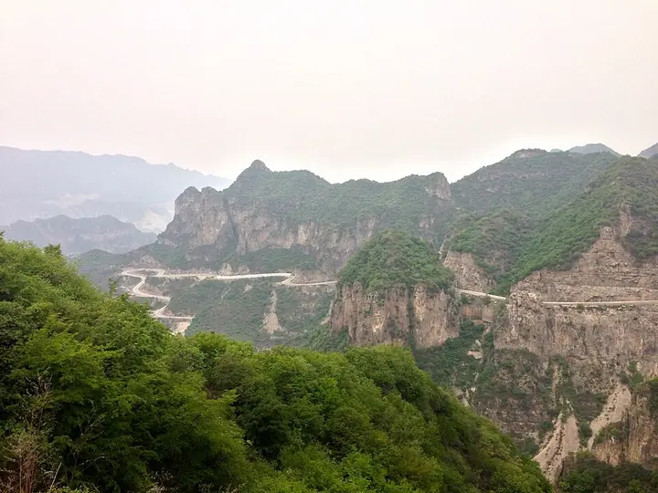 A mountain valley in Yu County, Yangquan, Shanxi.