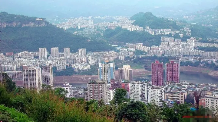 Wanzhou neighbourhoods seen from Taibai Rock in Wanzhou District, Chongqing.