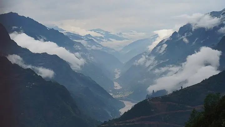 The Nujiang River gorge in Nujiang Lisu Autonomous Prefecture, Yunnan.
