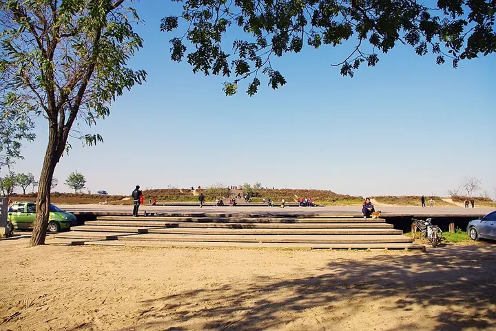 The remains of the Weiyang Palace front hall in Weiyang District, Xi'an.
