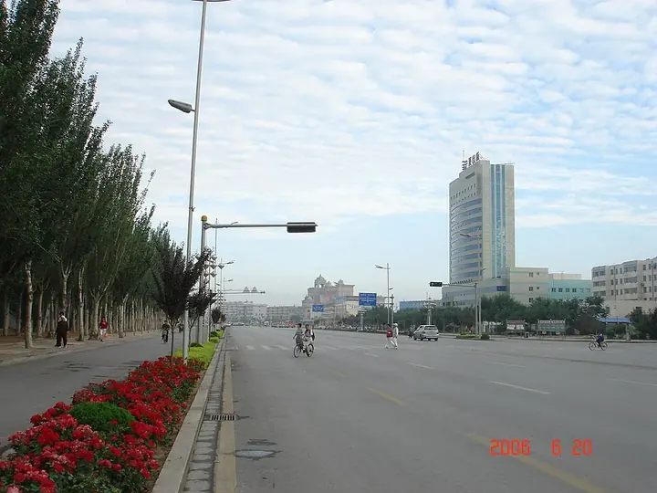 Beijing East Road in Xingqing District, Yinchuan.