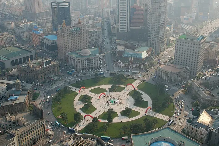 Zhongshan Square and surrounding streets in Dalian, photographed in 2006 · 大连中山广场