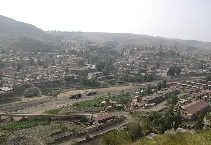 The Dafa neighbourhood in Shiguai District, Baotou. Photo: Taken on 16 July 2005.