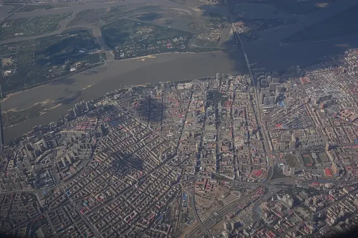 An aerial view of Daoli District beside the Songhua River in Harbin. Photo: 2016-08-25 07:51:12.