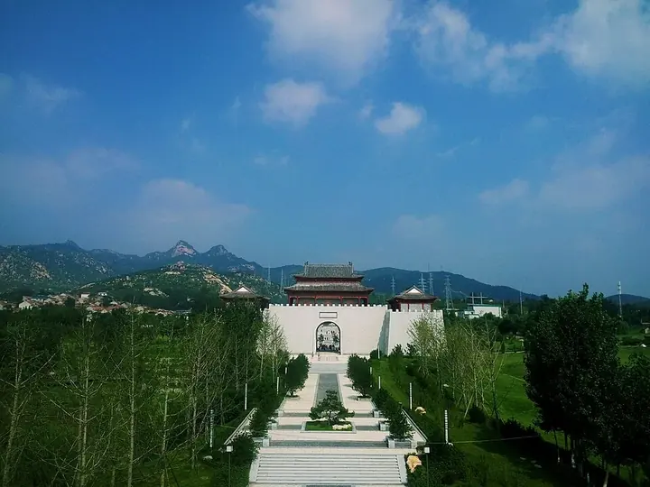 The Xueye tourism area in Laiwu District, Jinan. Photo: 2016-08-21 15:02:38.
