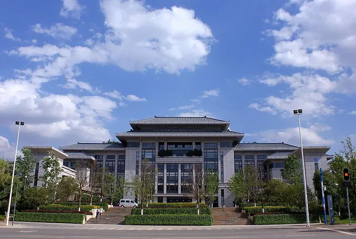 Kunming City Hall in Chenggong District, Kunming. Photo: 2012-04-29.