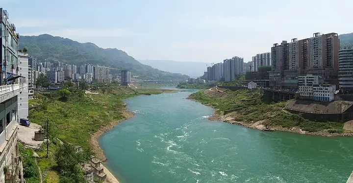 The Wu River and riverfront neighbourhoods in Wulong District, Chongqing. Photo: Taken on 12 April 2015.