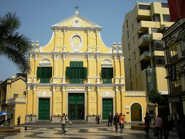 St Dominics Church facade, Macau · 澳门玫瑰堂正面