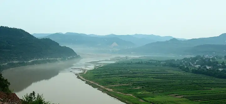 The Jialing River and nearby fields in Cangxi County.
