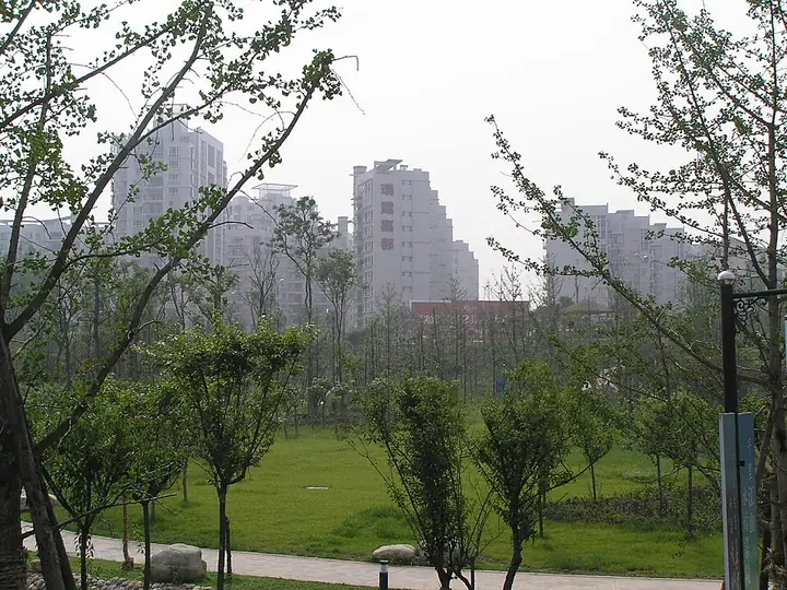 Landscaped grounds at the Ruilu Jiadu residential development in Shunqing District, Nanchong.