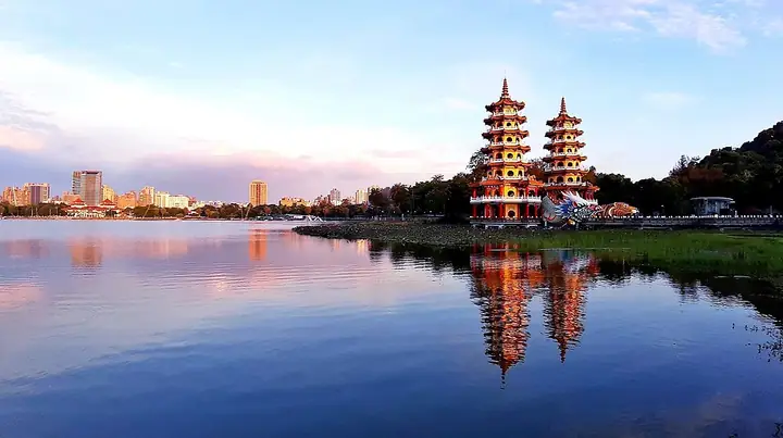 Lotus Pond and the Dragon and Tiger Pagodas in Kaohsiung