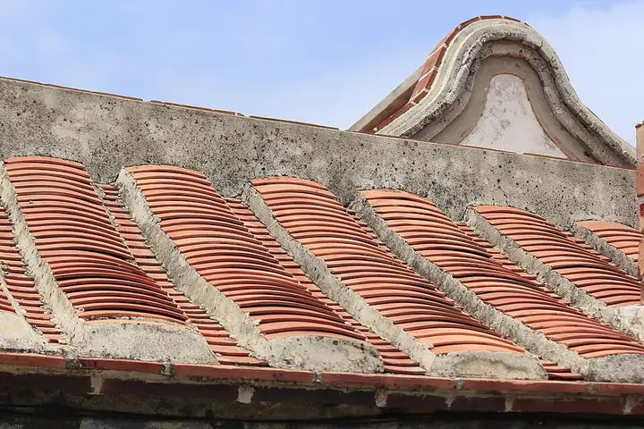 Traditional tiled-roof details in Erkan Village, Xiyu