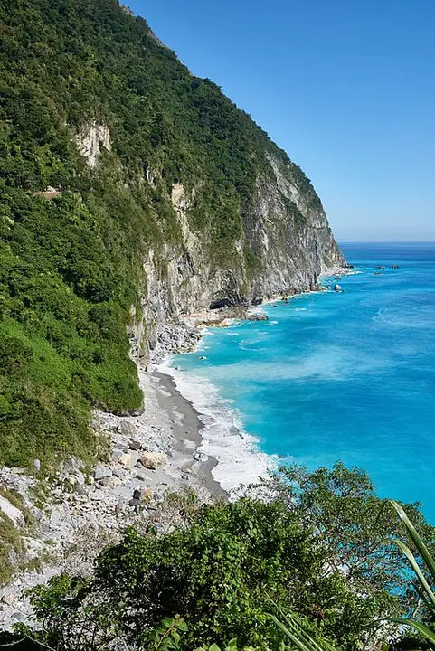 Qingshui Cliff and the Pacific coast in December 2018