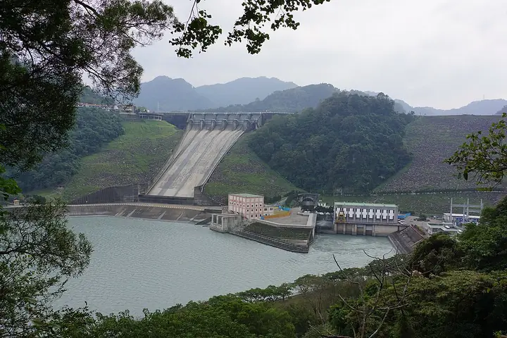 Shihmen Dam and the downstream waterworks at Shihmen Reservoir