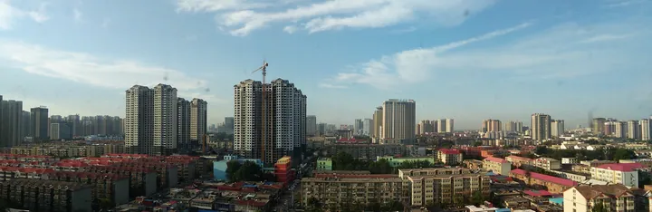 City skyline of Handan in Congtai District