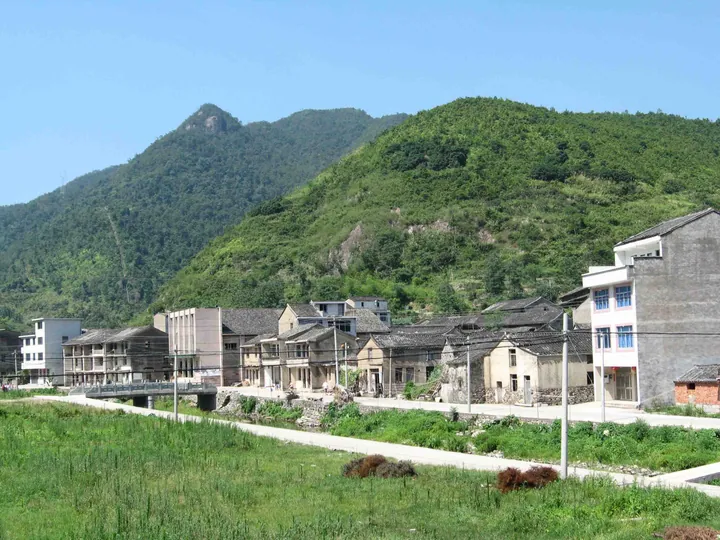 Village and hillside view in Sanmen County