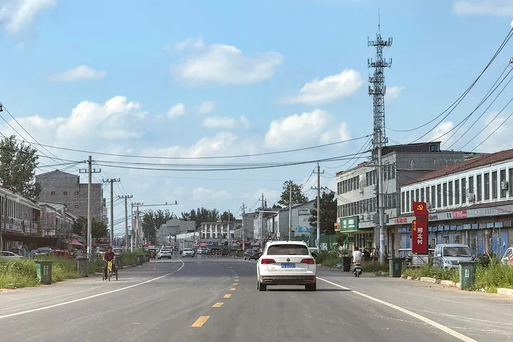 Street scene in Xingkou, Qi County