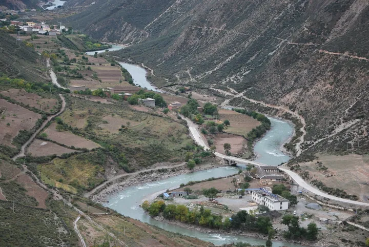 Aerial view of Batang County seat along the river